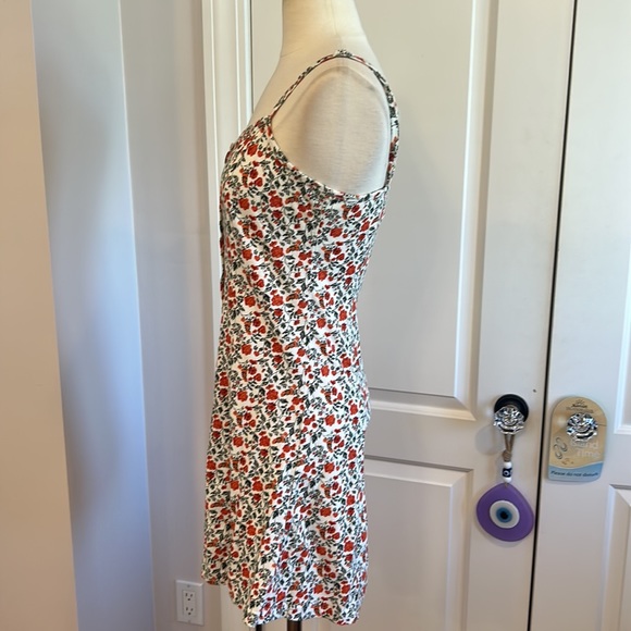 New! ASOS dress in perfect condition - Picture 11 of 17